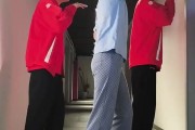 夏安分享和WE队员合舞：完全不用教学，很会卡点的哥几个